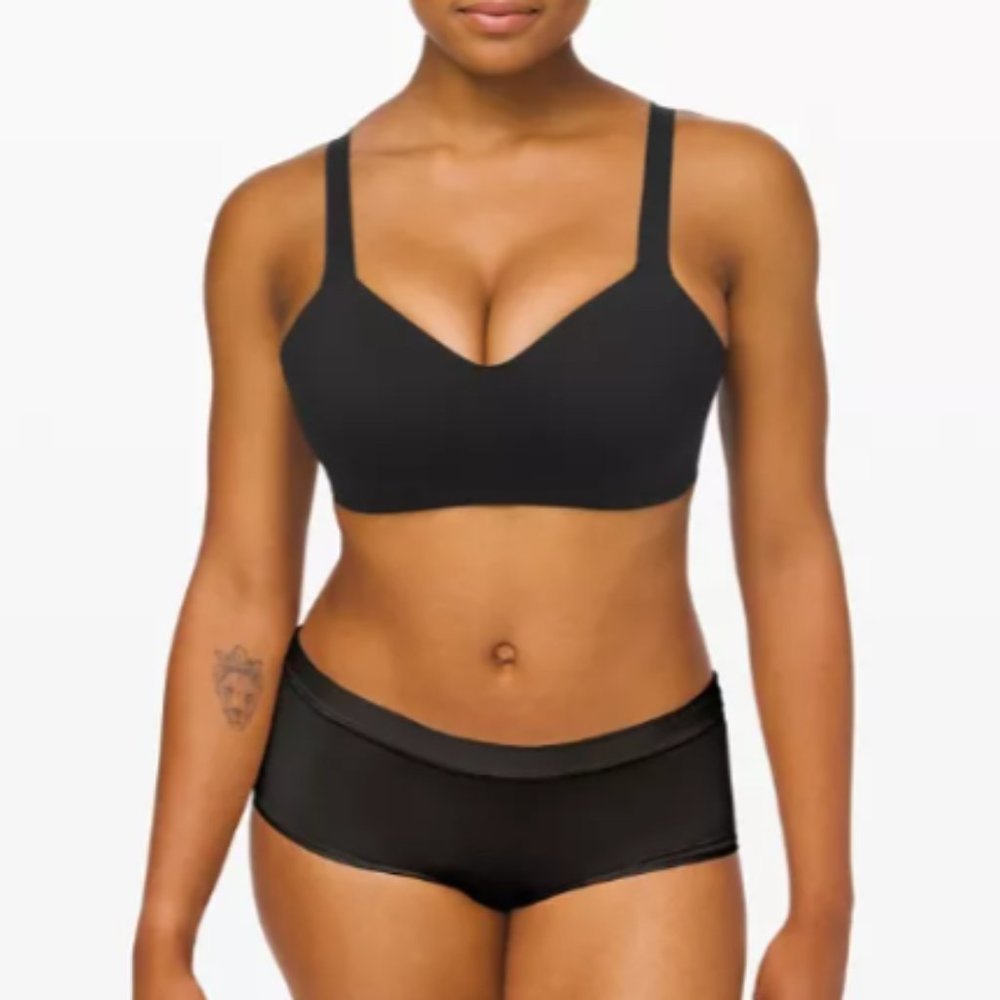 Lululemon Hold True Bra NWT